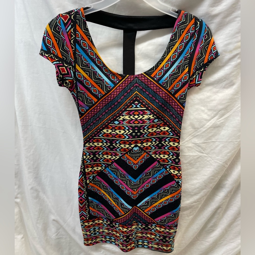 Charlotte Russ Colorful Geometric Print back out mini Dress ladies sz xs